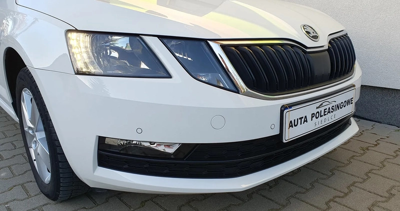 Skoda Octavia cena 40600 przebieg: 168500, rok produkcji 2019 z Biecz małe 277